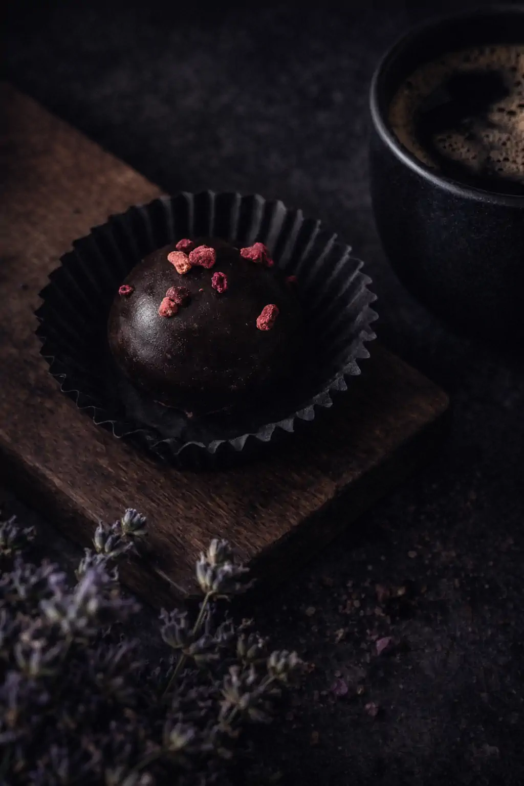 Цукерка з сухофруктів та горіхів, крупний план